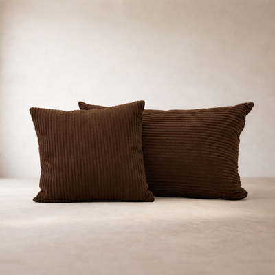 Coussin — coloris Brown · Coussin décoratif velours côtelé